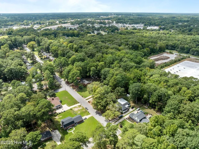 $289,900 | 704 Forest Acres Drive, Tarboro, NC 27886