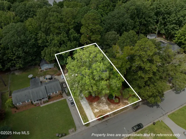 $289,900 | 704 Forest Acres Drive, Tarboro, NC 27886