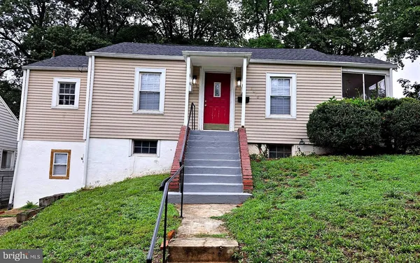 $2,350 | 6010 Reed Street, Landover, MD 20785