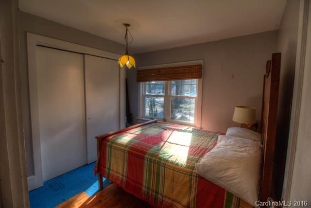 1431 Chippendale Road Charlotte, NC 28205 - Photo 12 of 24 Gallery Image 12