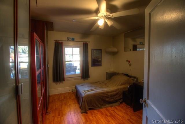 1431 Chippendale Road Charlotte, NC 28205 - Photo 13 of 24 Gallery Image 13