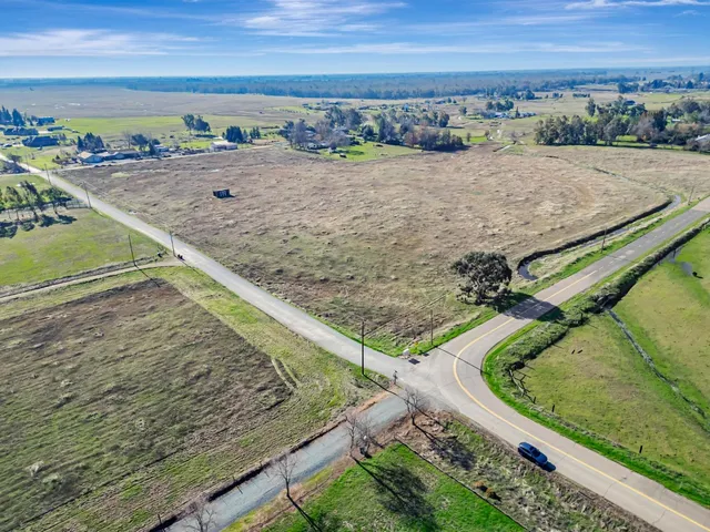 a view of a ocean from a balcony