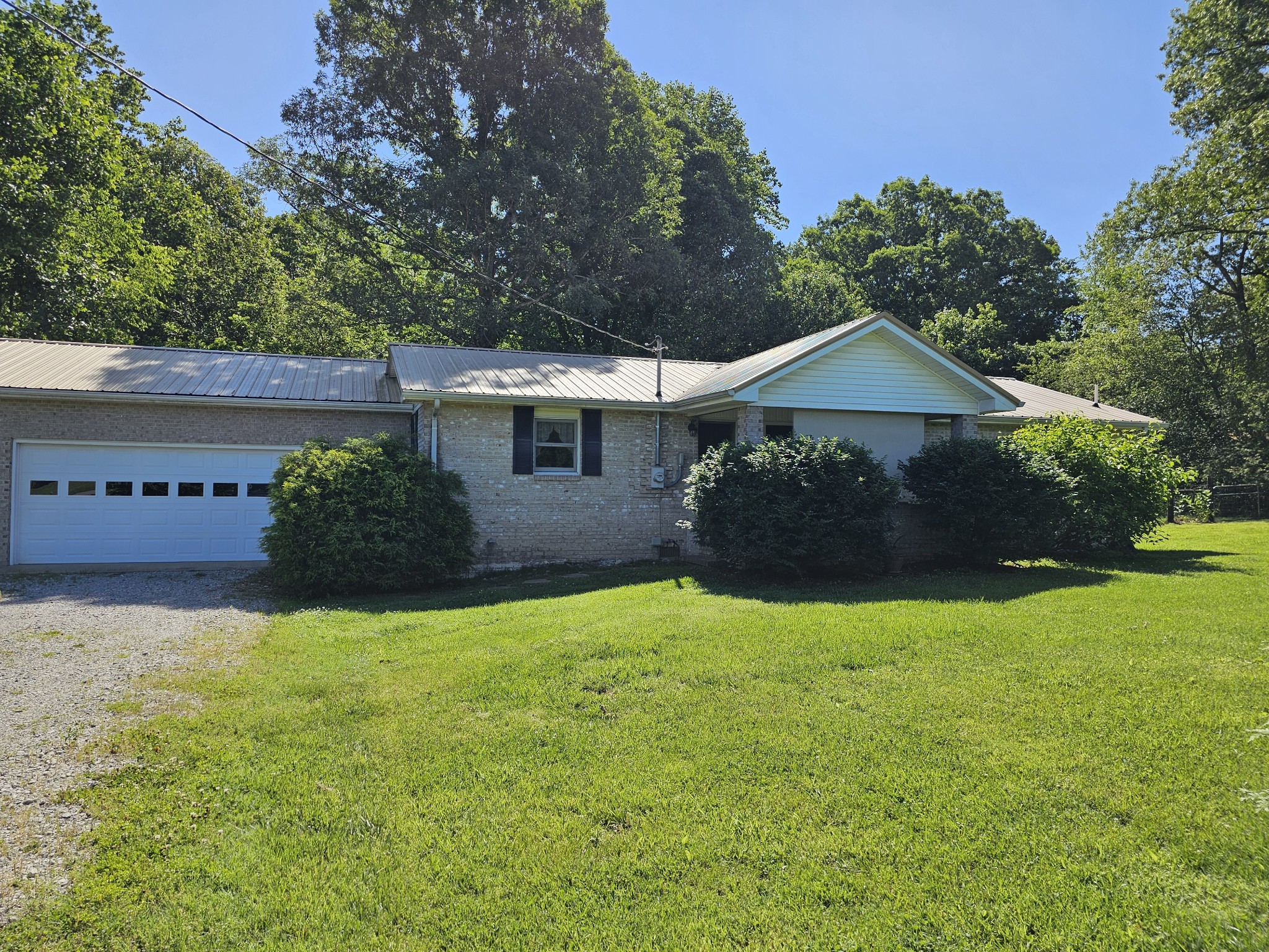 766 Maple Bend Road Winchester, TN 37398 - Photo 3 of 32 Gallery Image 3