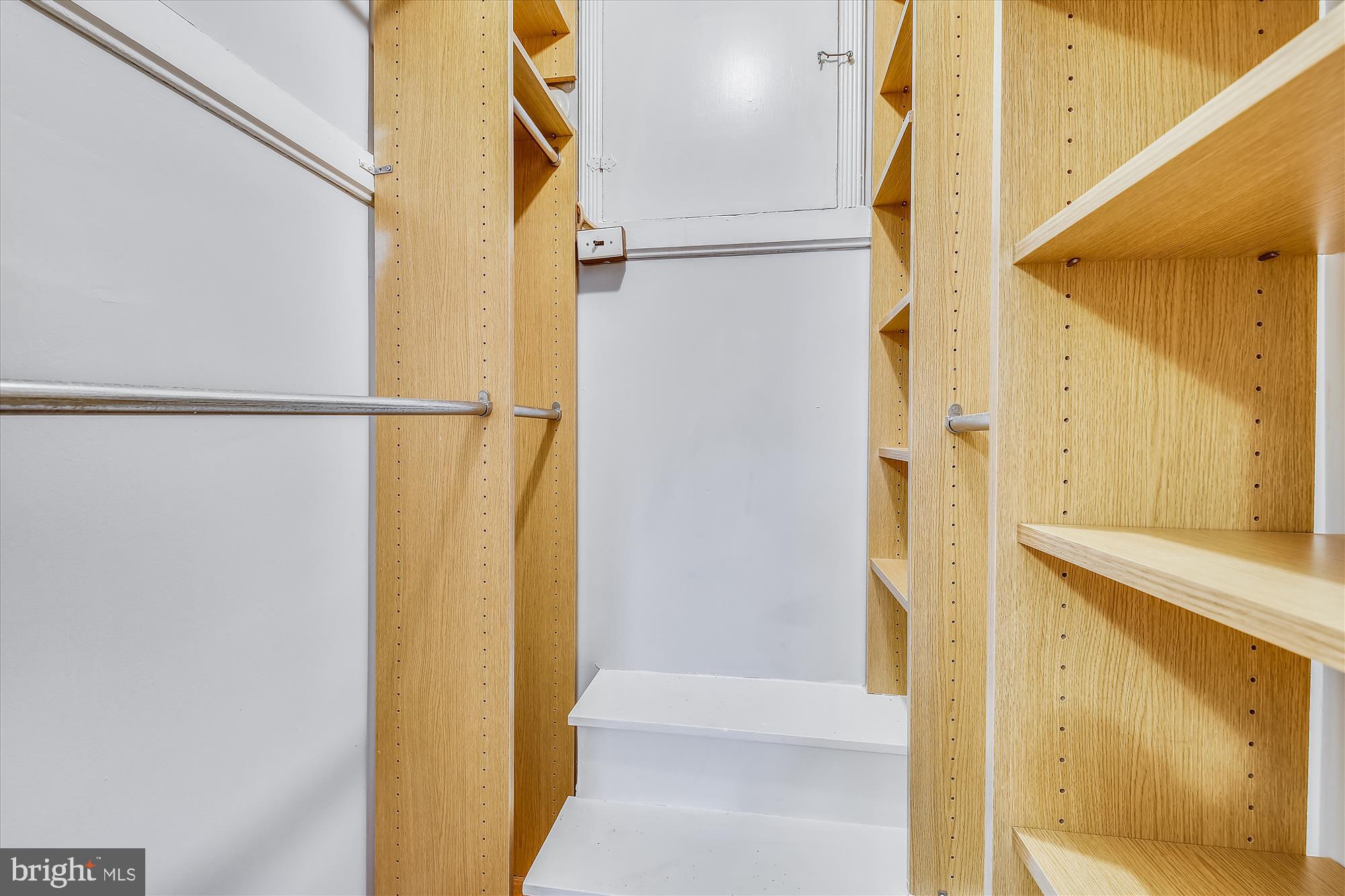 2003 Cascade Road Silver Spring, MD 20902 - Photo 14 of 30 Walk-In Closet