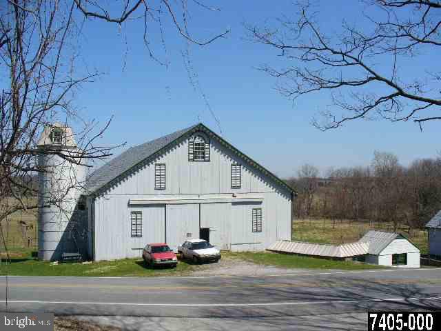 280 Roths Church Road Spring Grove, PA 17362 - Photo 3 of 7
