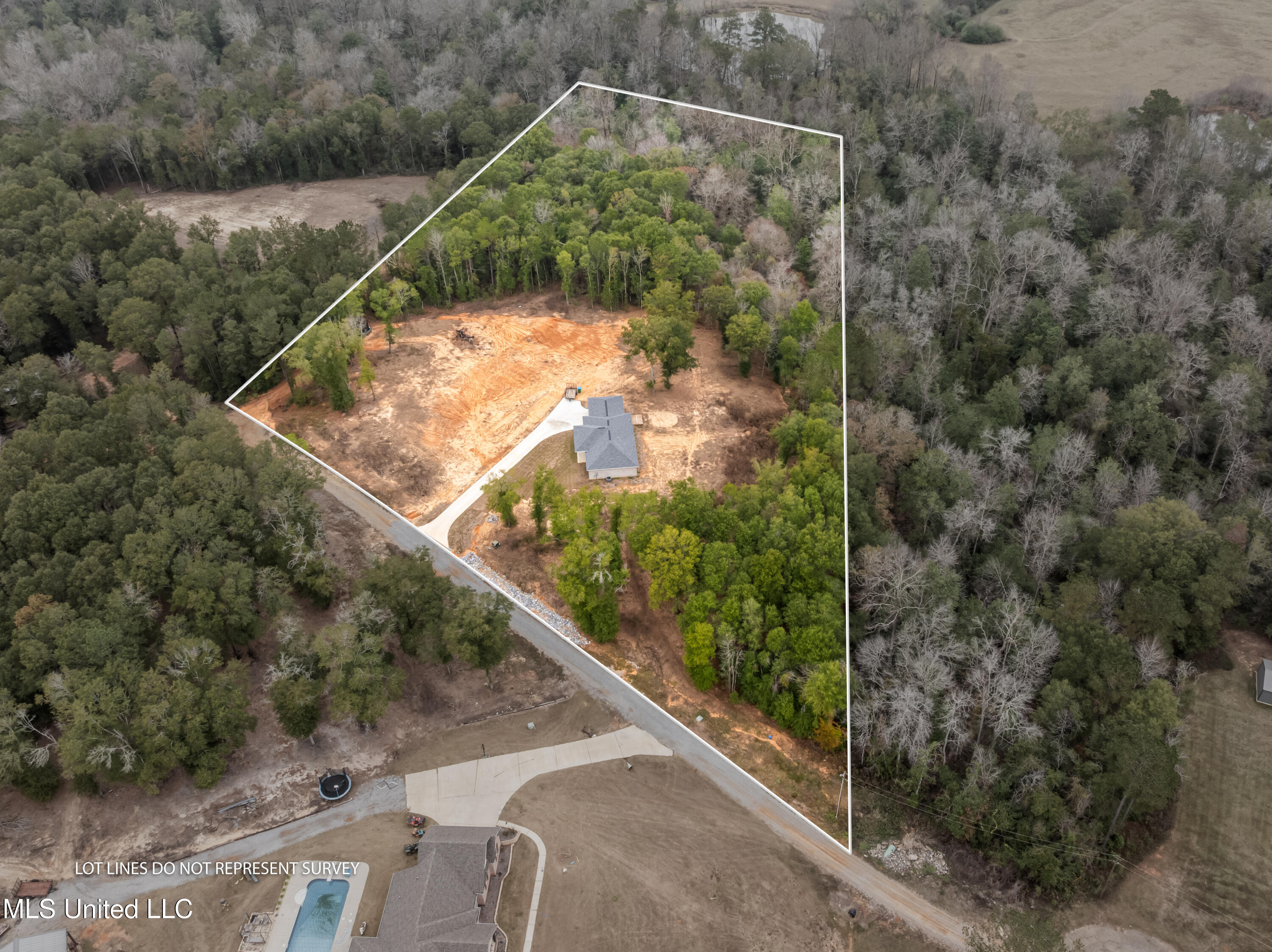 120 Cedar Grove Road Petal, MS 39465 - Photo 7 of 39 120_Cedar_Grove_Rd-36