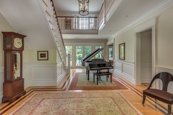 66 Bridge Street Manchester, MA 01944 - Photo 5 of 30 Gallery Image 5