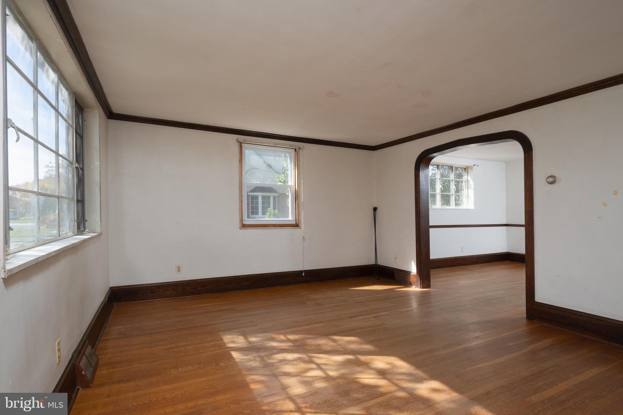 312 Hampton Road Hatboro, PA 19040 - Photo 3 of 30 Gallery Image 3