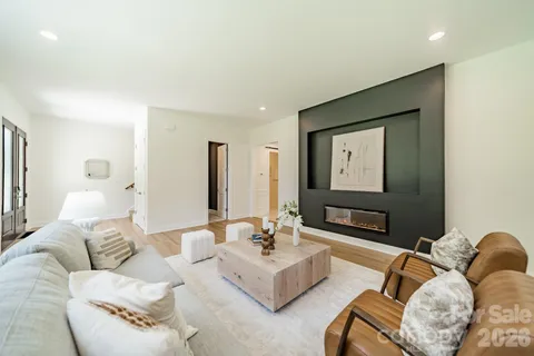$1,099,000 | 112 Jim Parker Road, Wesley Chapel, NC 28110