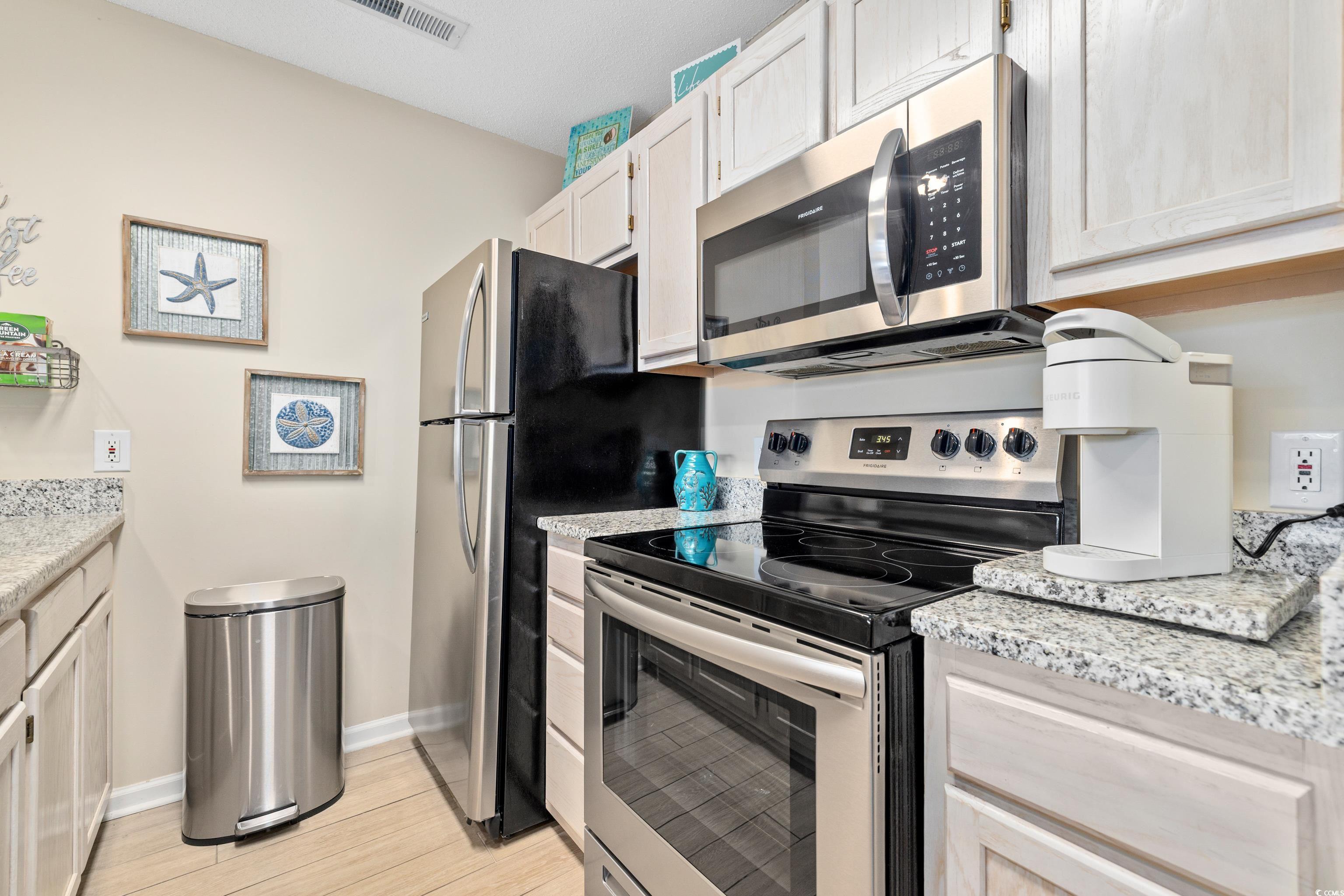 204 Landing Road, Unit E North Myrtle Beach, SC 29582 - Photo 11 of 36 Gallery Image 11