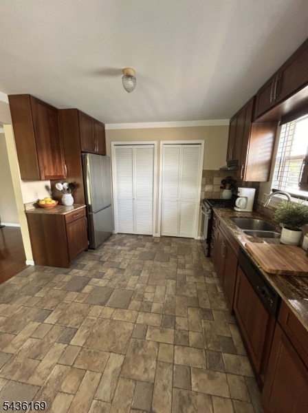 32 Rebecca Road East Hanover, NJ 07936 - Photo 8 of 23