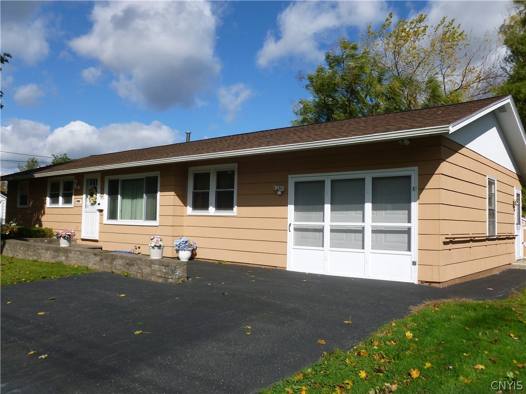 302 Valley Road Salina, NY 13088 - Photo 1 of 1 Gallery Image 1