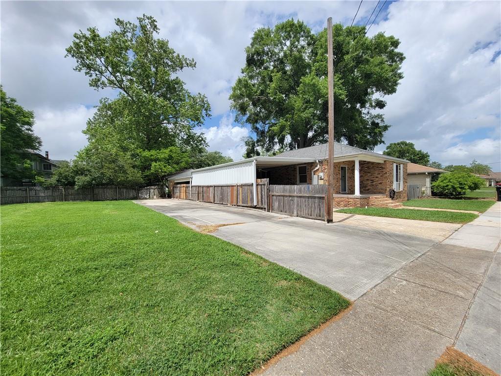 2202 Fazzio Road Chalmette, LA 70043 - Photo 2 of 10