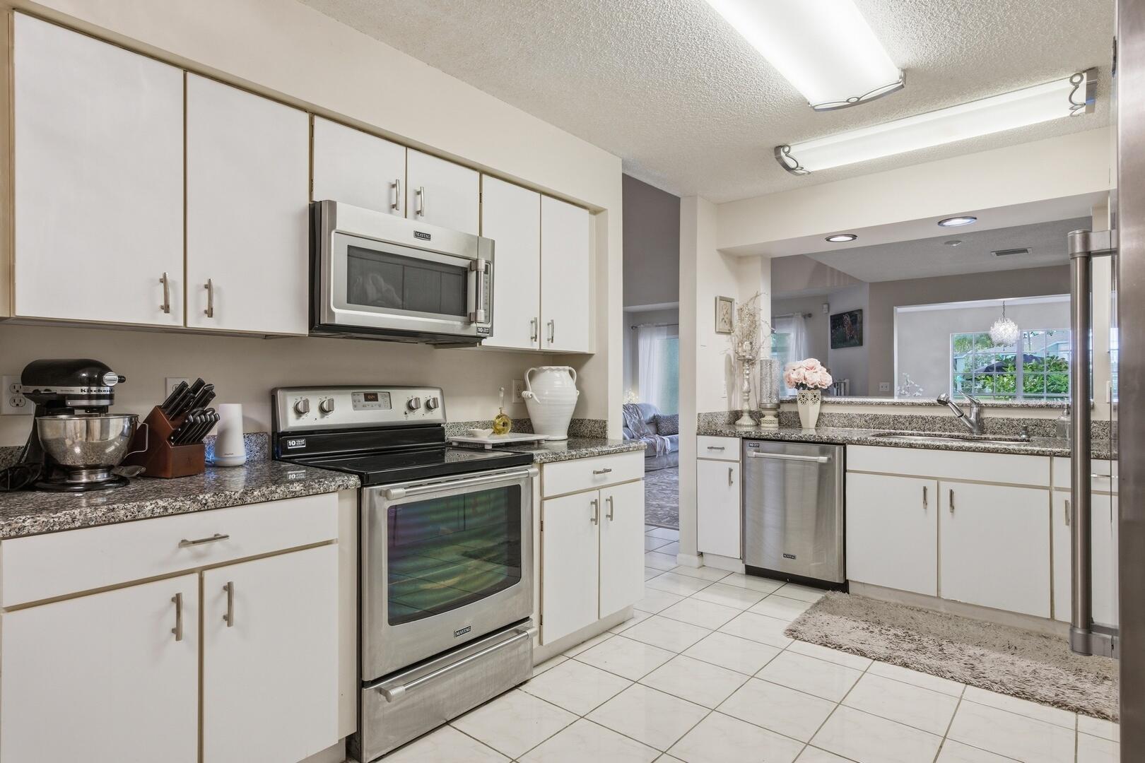9172 Boca Gardens Parkway, Unit B Boca Raton, FL 33496 - Photo 16 of 54 Natural Light