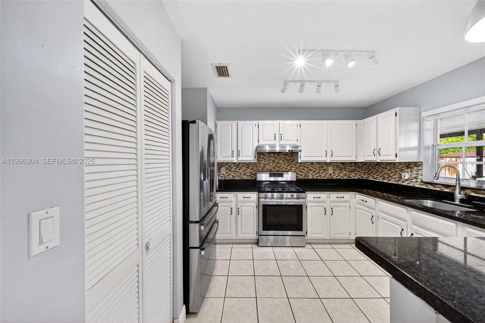 10741 Southwest 153rd Street Miami, FL 33157 - Photo 16 of 40
