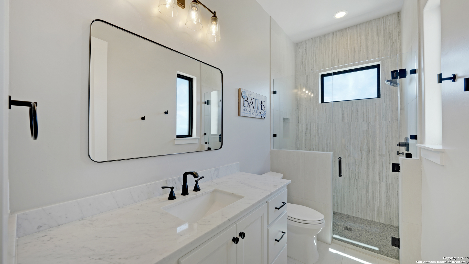 2116 Senora Ridge Canyon Lake, TX 78133 - Photo 23 of 43