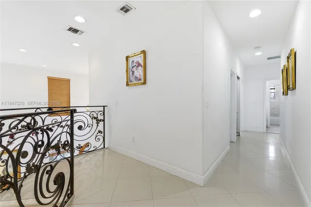 $1,100,000 | 15184 Southwest 20th Street, Miami, FL 33185
