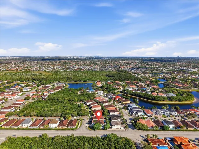 $1,100,000 | 15184 Southwest 20th Street, Miami, FL 33185