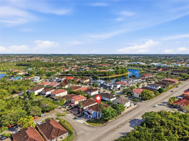 $1,100,000 | 15184 Southwest 20th Street, Miami, FL 33185