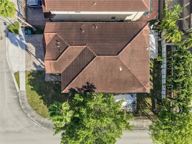 $1,100,000 | 15184 Southwest 20th Street, Miami, FL 33185