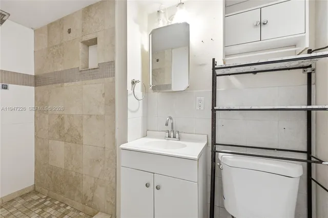 $1,100,000 | 15184 Southwest 20th Street, Miami, FL 33185