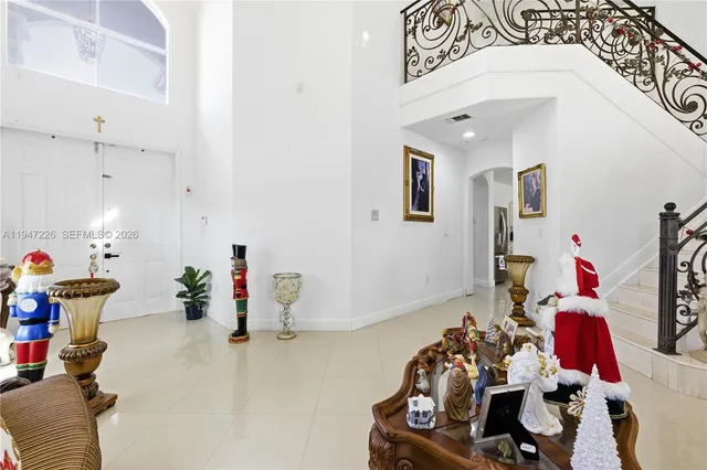 $1,100,000 | 15184 Southwest 20th Street, Miami, FL 33185