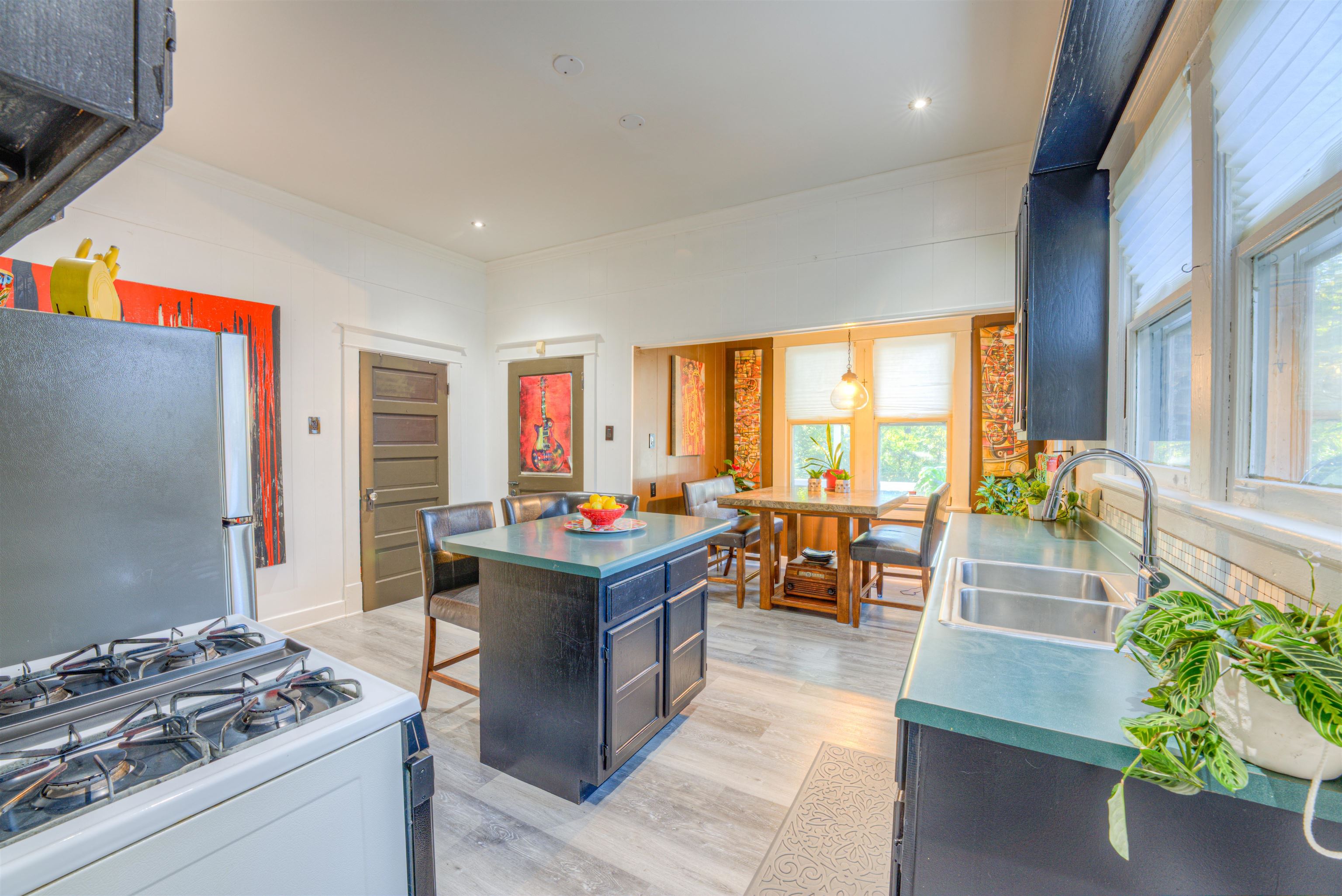 511 Ellsworth Street Memphis, TN 38111 - Photo 12 of 29 a living room with furniture a rug and a floor to ceiling window