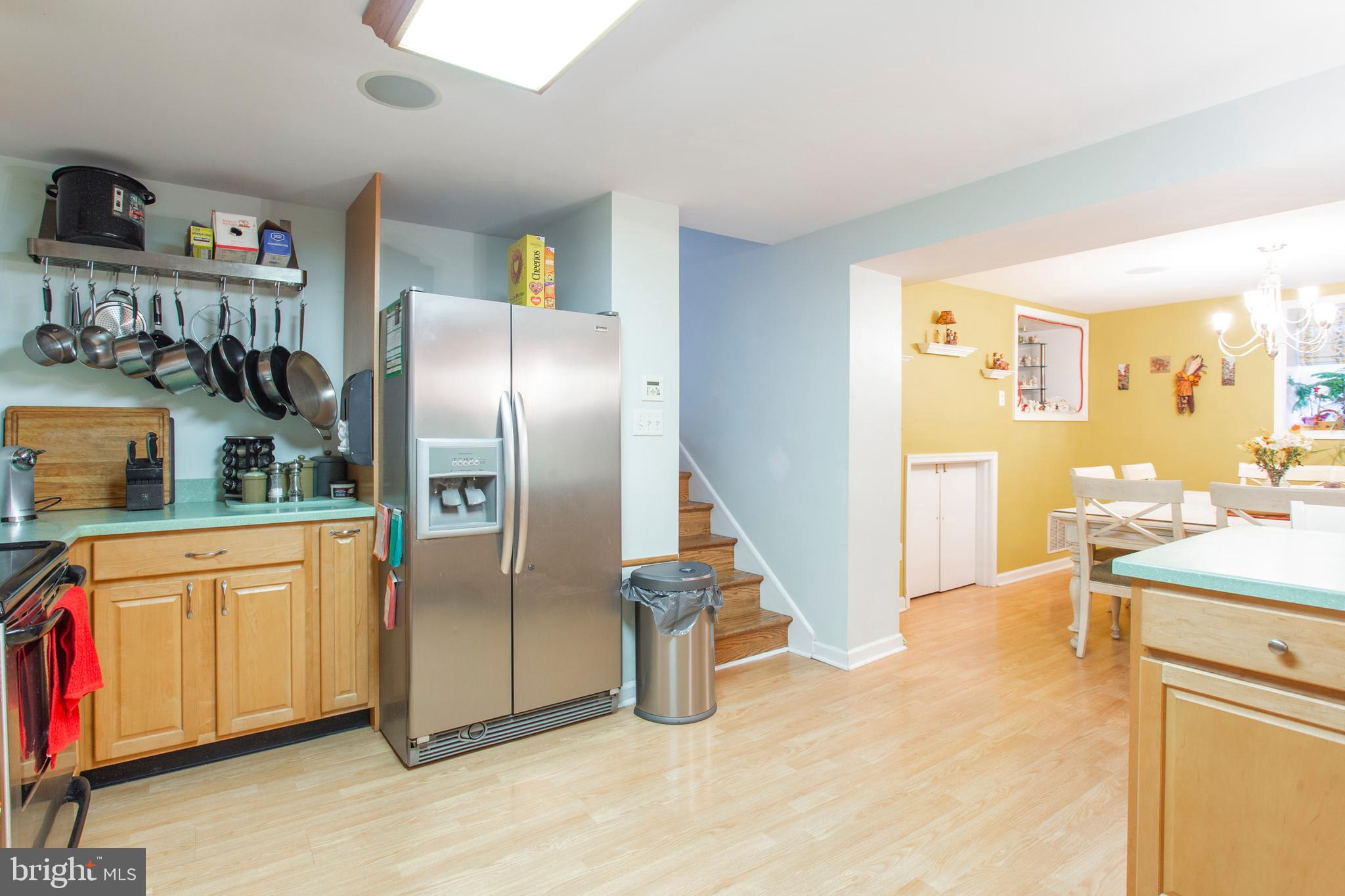 809 Inverness Lane Philadelphia, PA 19128 - Photo 15 of 43 Kitchen 4
