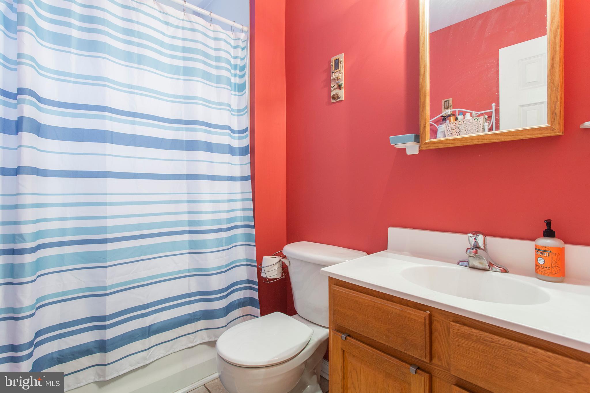809 Inverness Lane Philadelphia, PA 19128 - Photo 34 of 43 Full Bath 2