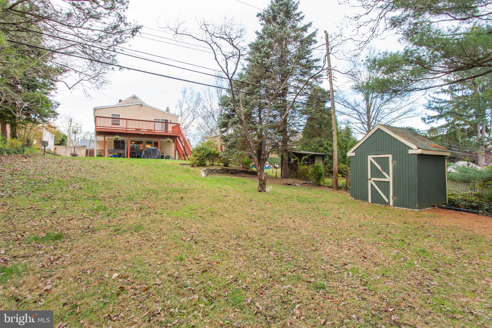 809 Inverness Lane Philadelphia, PA 19128 - Photo 41 of 43 Back View 2