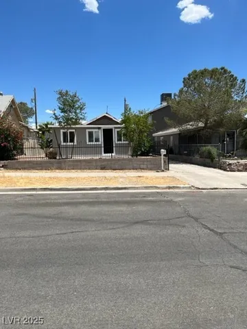 $1,400 | 641 L, Boulder City, NV 89005