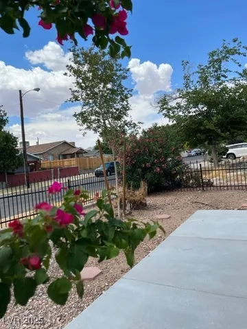 $1,400 | 641 L, Boulder City, NV 89005