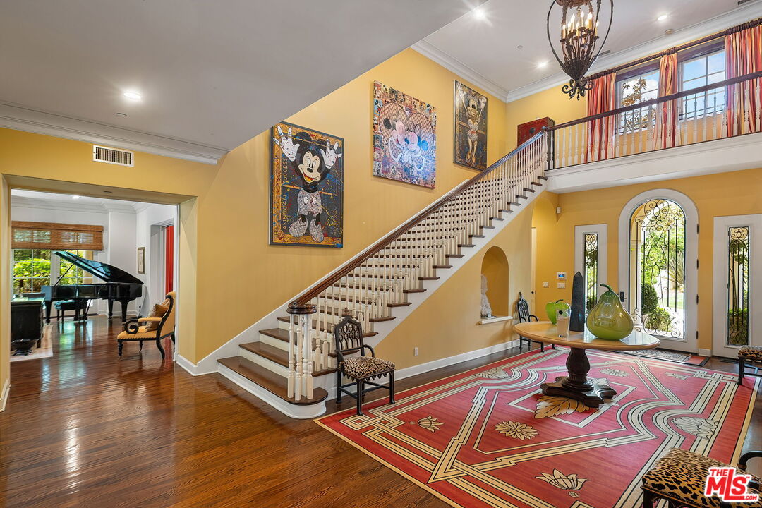 13935 Durham Road Beverly Hills, CA 90210 - Photo 7 of 21