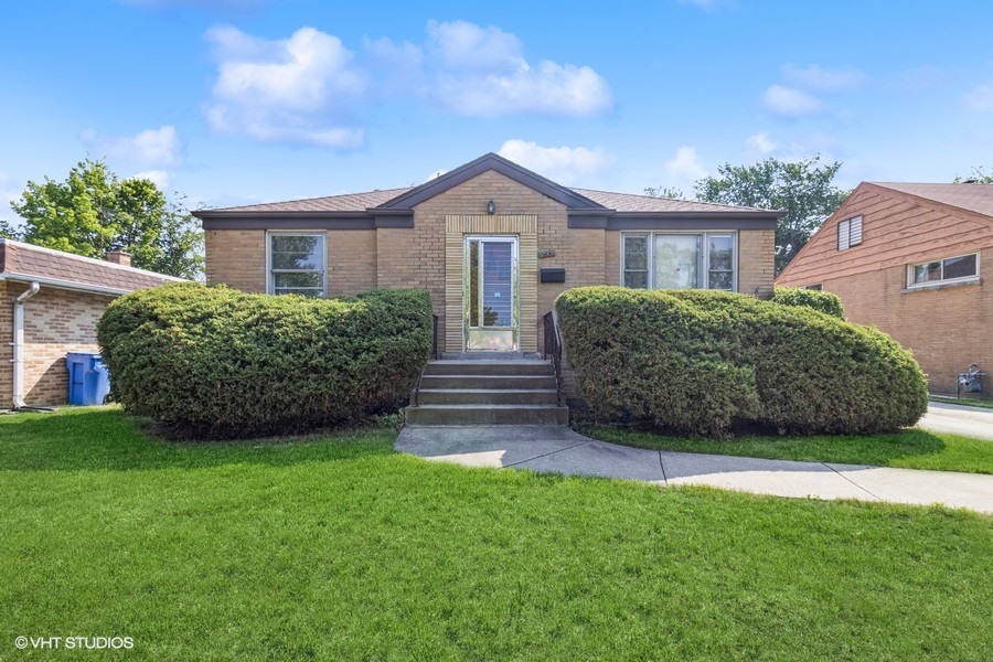 233 High Ridge Road Hillside, IL 60162 - Photo 1 of 10 a view of outdoor space yard and front view of a house