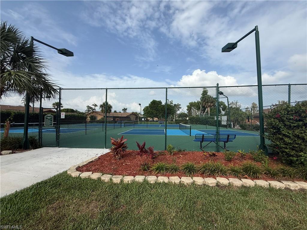 6492 Royal Woods Drive, Unit 5 Fort Myers, FL 33908 - Photo 25 of 28 a view of a park