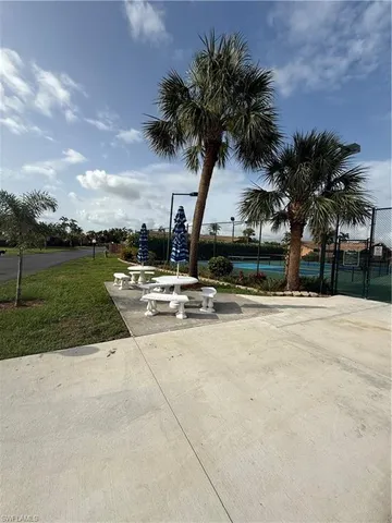 $1,500 | 6492 Royal Woods Drive, Unit 5, Fort Myers, FL 33908