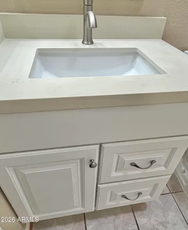 $325,000 | 2145 East Center Lane, Unit 3, Tempe, AZ 85281