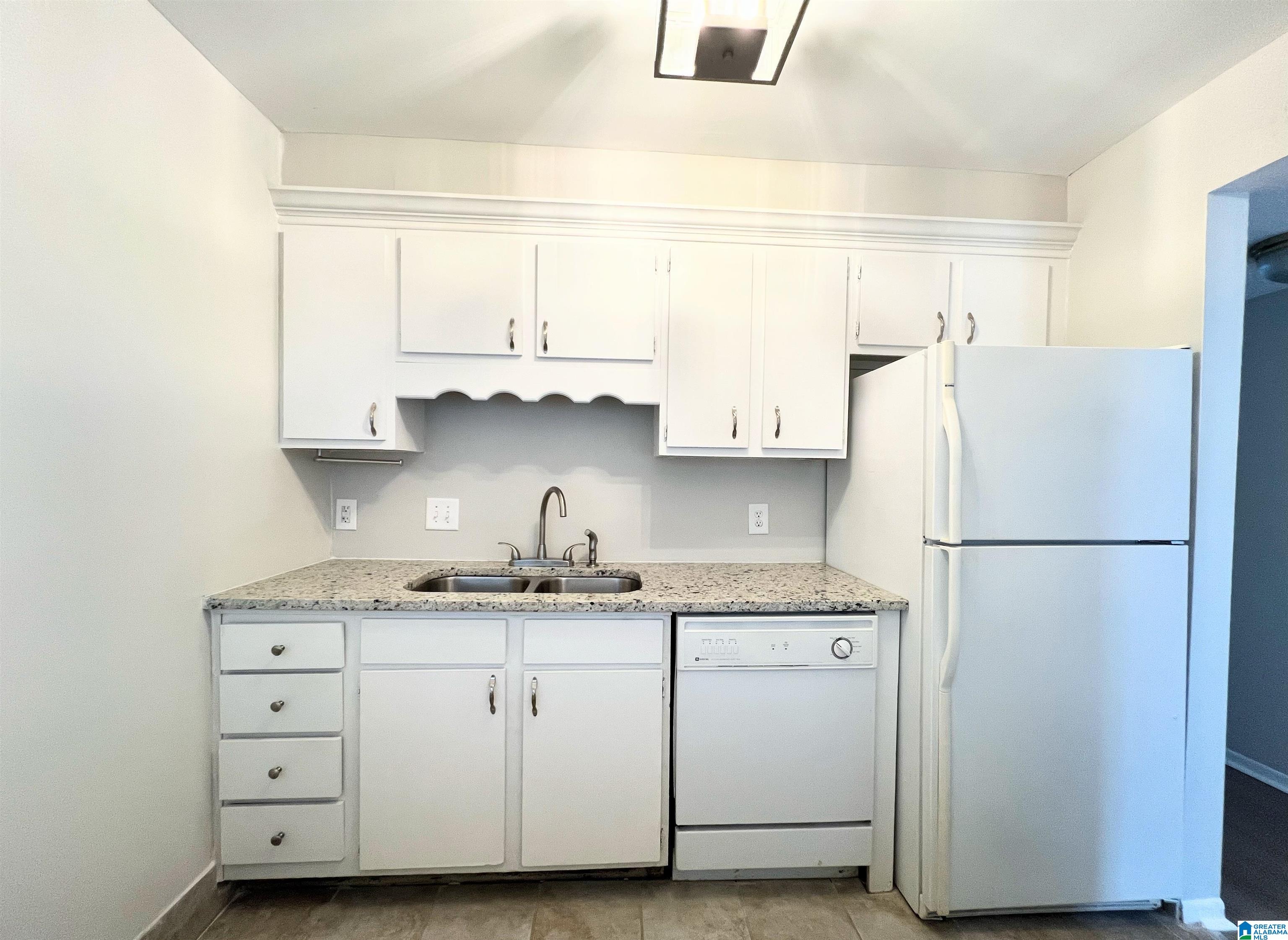 3350 Altamont Road South, Unit C9 Birmingham, AL 35205 - Photo 5 of 13
