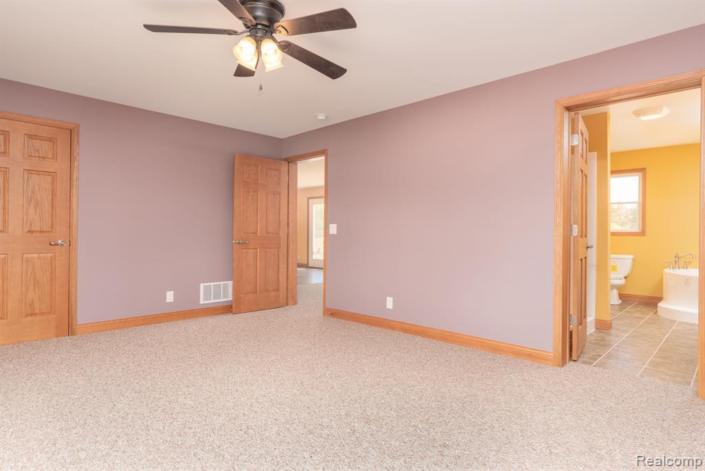 2110 Haslett Road Haslett, MI 48840 - Photo 18 of 48