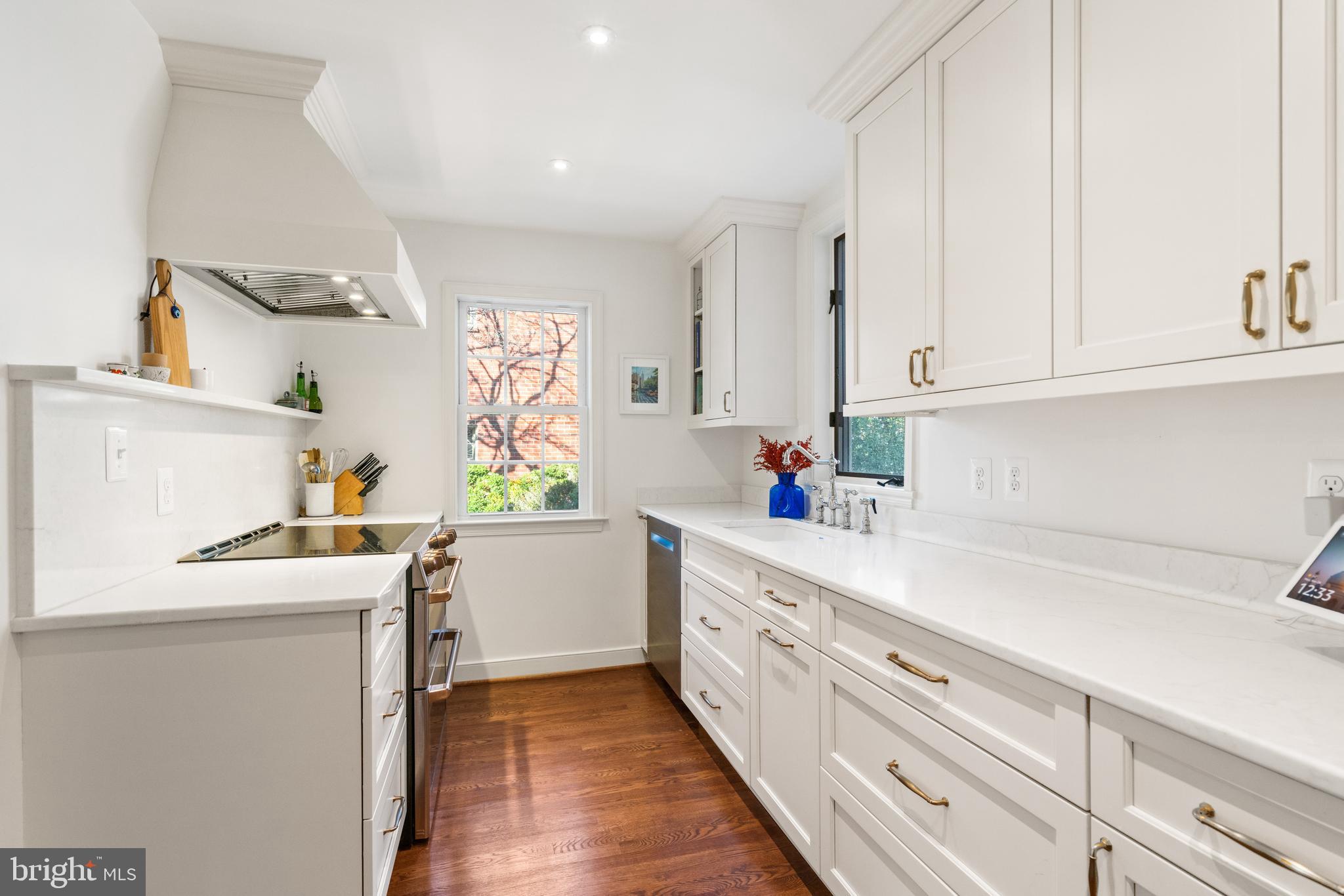 5009 Allan Road Bethesda, MD 20816 - Photo 12 of 65