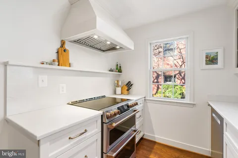 $1,298,000 | 5009 Allan Road, Bethesda, MD 20816