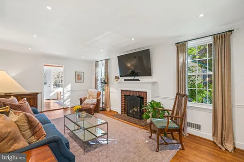$1,298,000 | 5009 Allan Road, Bethesda, MD 20816