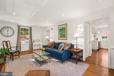 $1,298,000 | 5009 Allan Road, Bethesda, MD 20816