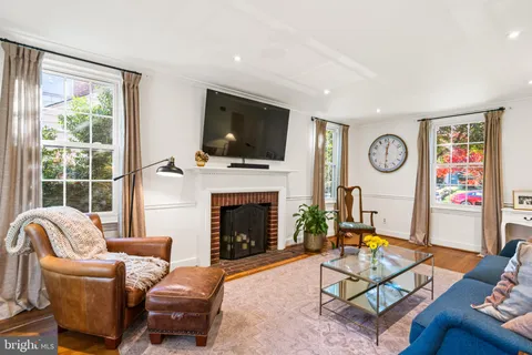 $1,298,000 | 5009 Allan Road, Bethesda, MD 20816