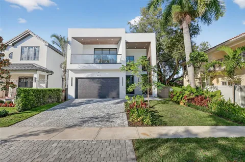 $3,150,000 | 1013 Southeast 9th Street, Fort Lauderdale, FL 33316