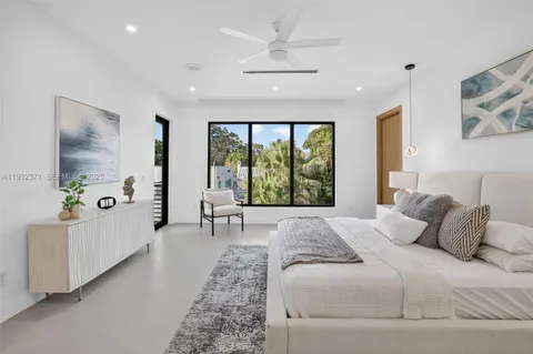 $3,150,000 | 1013 Southeast 9th Street, Fort Lauderdale, FL 33316