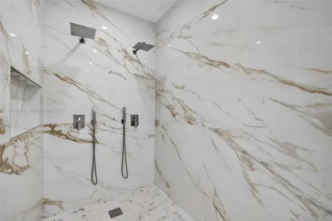 $3,150,000 | 1013 Southeast 9th Street, Fort Lauderdale, FL 33316