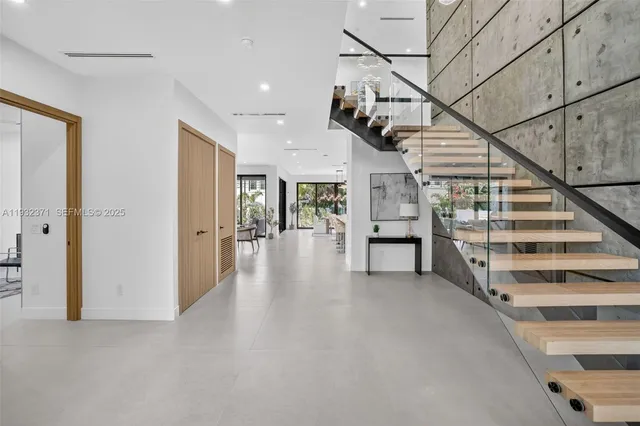 a view of entryway and hall