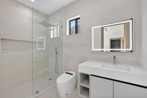 $3,150,000 | 1013 Southeast 9th Street, Fort Lauderdale, FL 33316