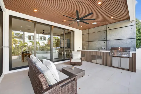 $3,150,000 | 1013 Southeast 9th Street, Fort Lauderdale, FL 33316